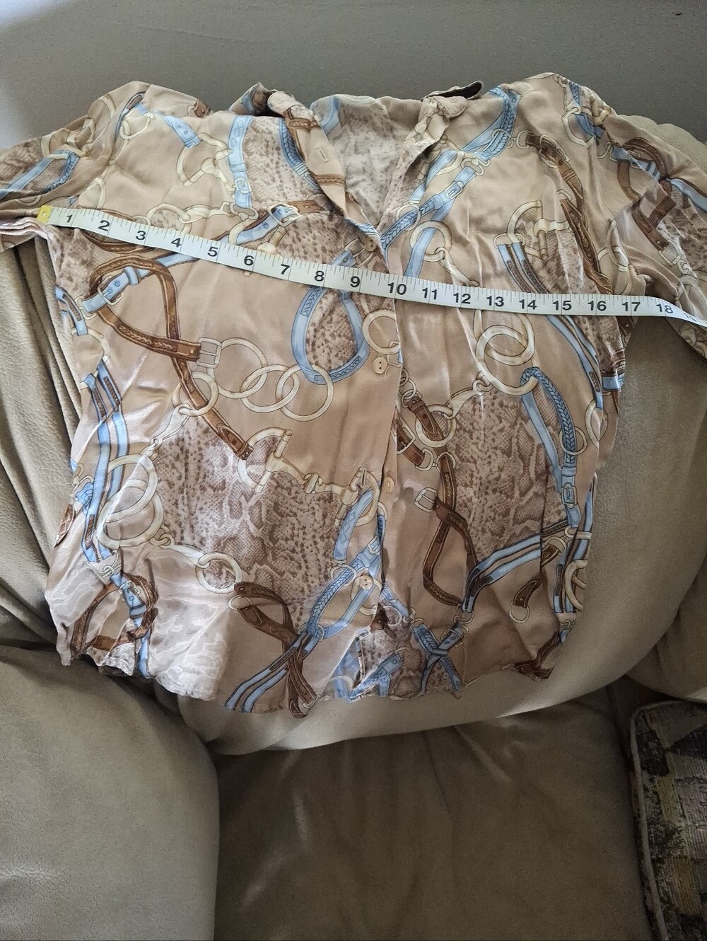 Zara chain print top